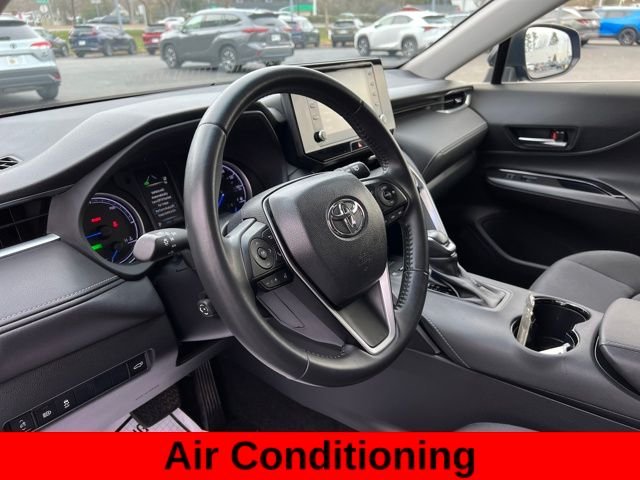 Used 2021  Toyota LE image 15