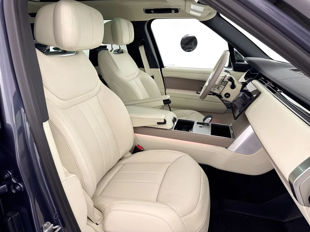 New 2026 Varesine Blue Land Rover Autobiography image 30
