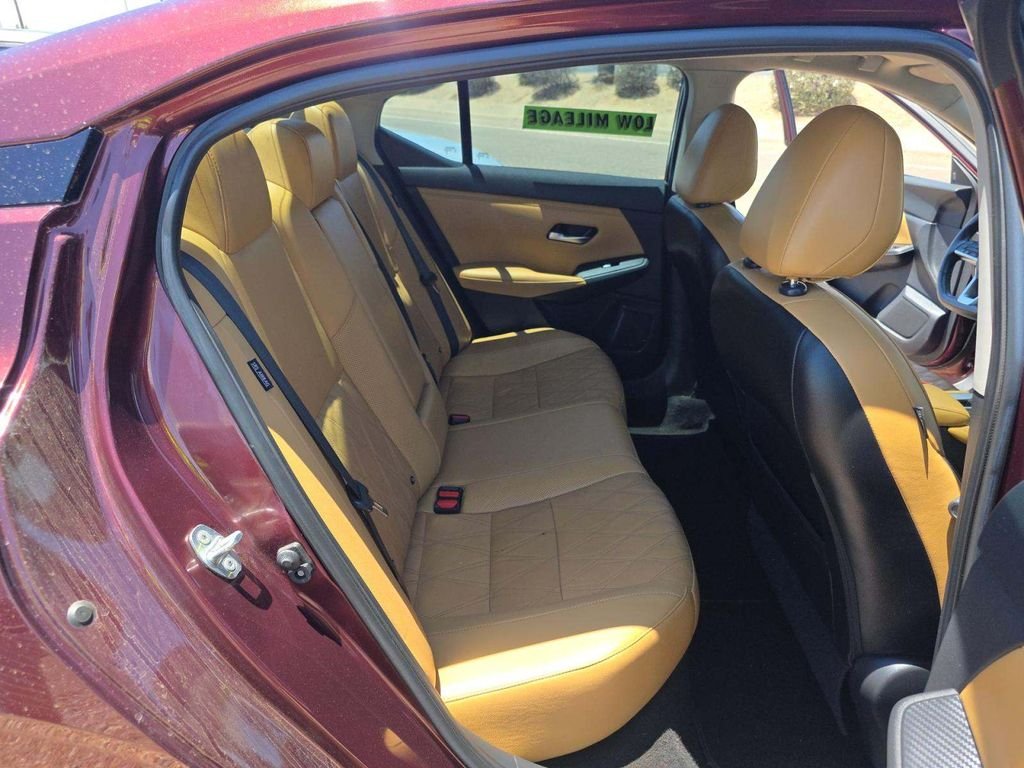 2022 Nissan Sentra SV - Photo 10
