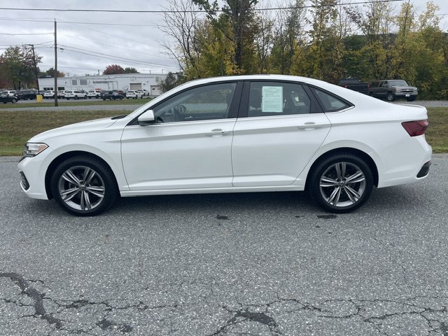 Used 2022 Volkswagen Jetta SE with VIN 3VW7M7BU6NM032870 for sale in Lebanon, NH