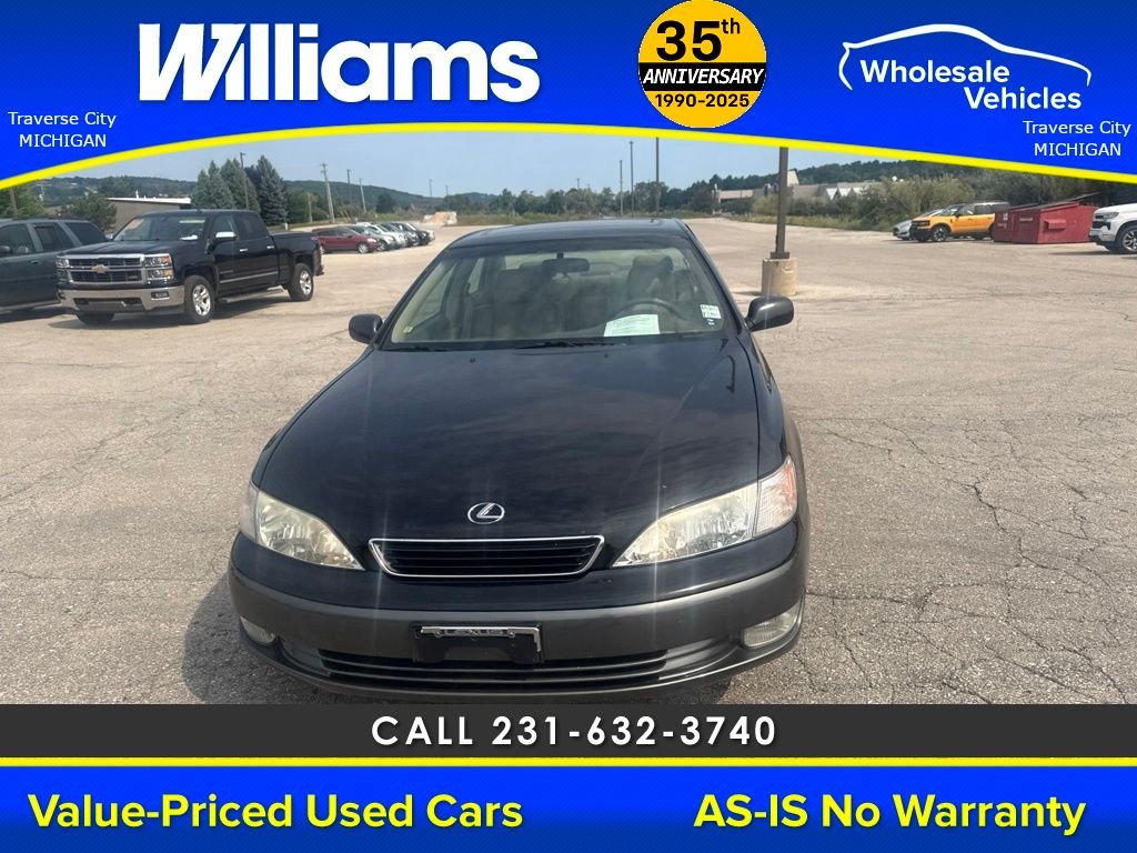Used 1999 Black Lexus 300 image 7
