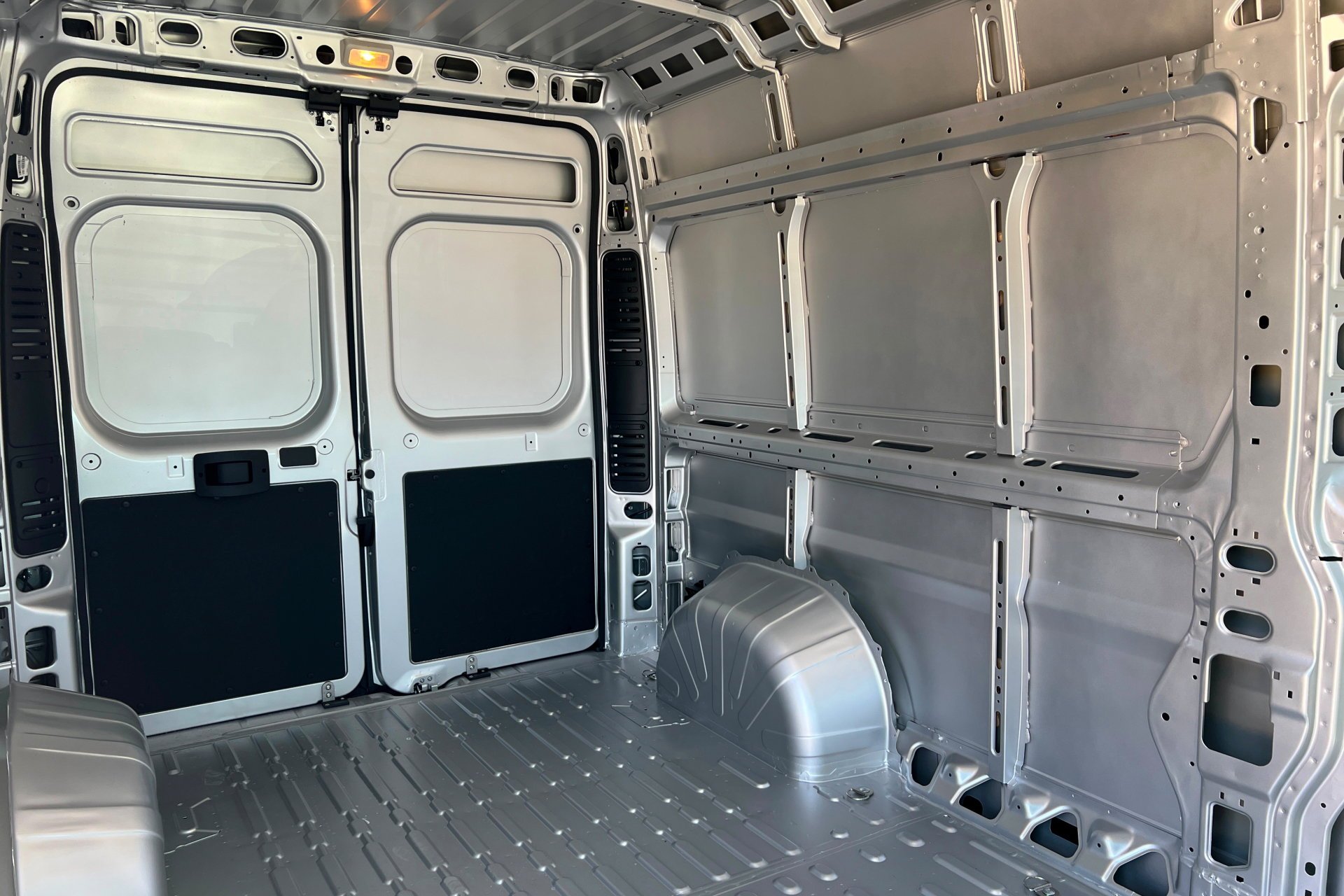 New 2026 Bright Silver Metallic Clear-Coat Exterior Paint RAM Tradesman image 20