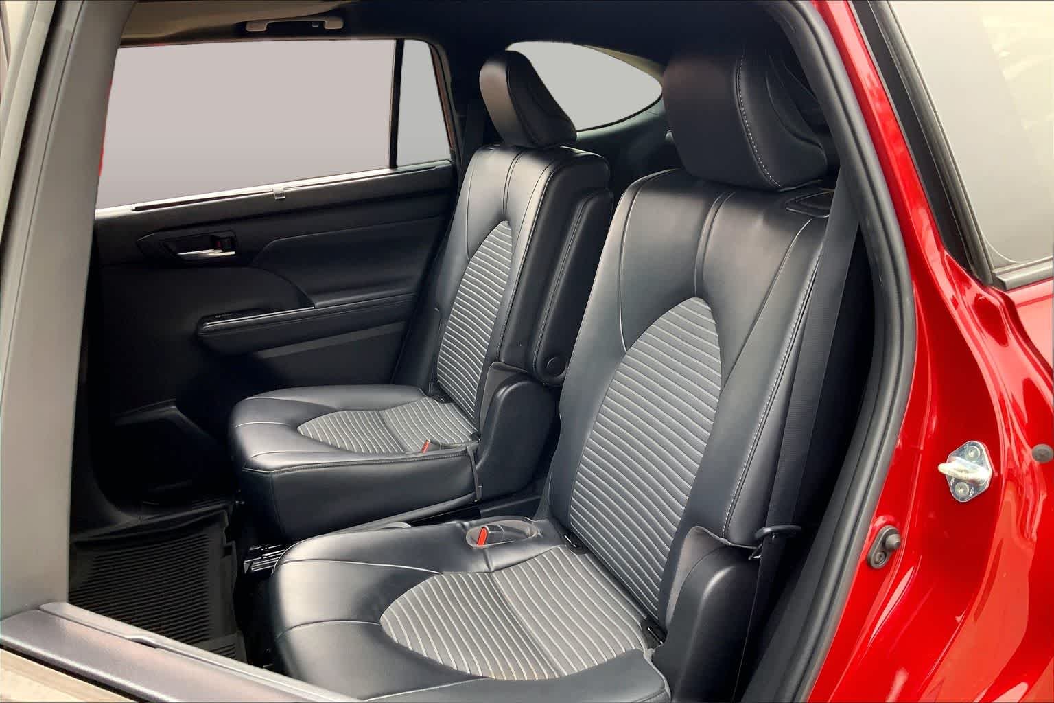 Used 2022 Ruby Flare Pearl Toyota XSE image 21