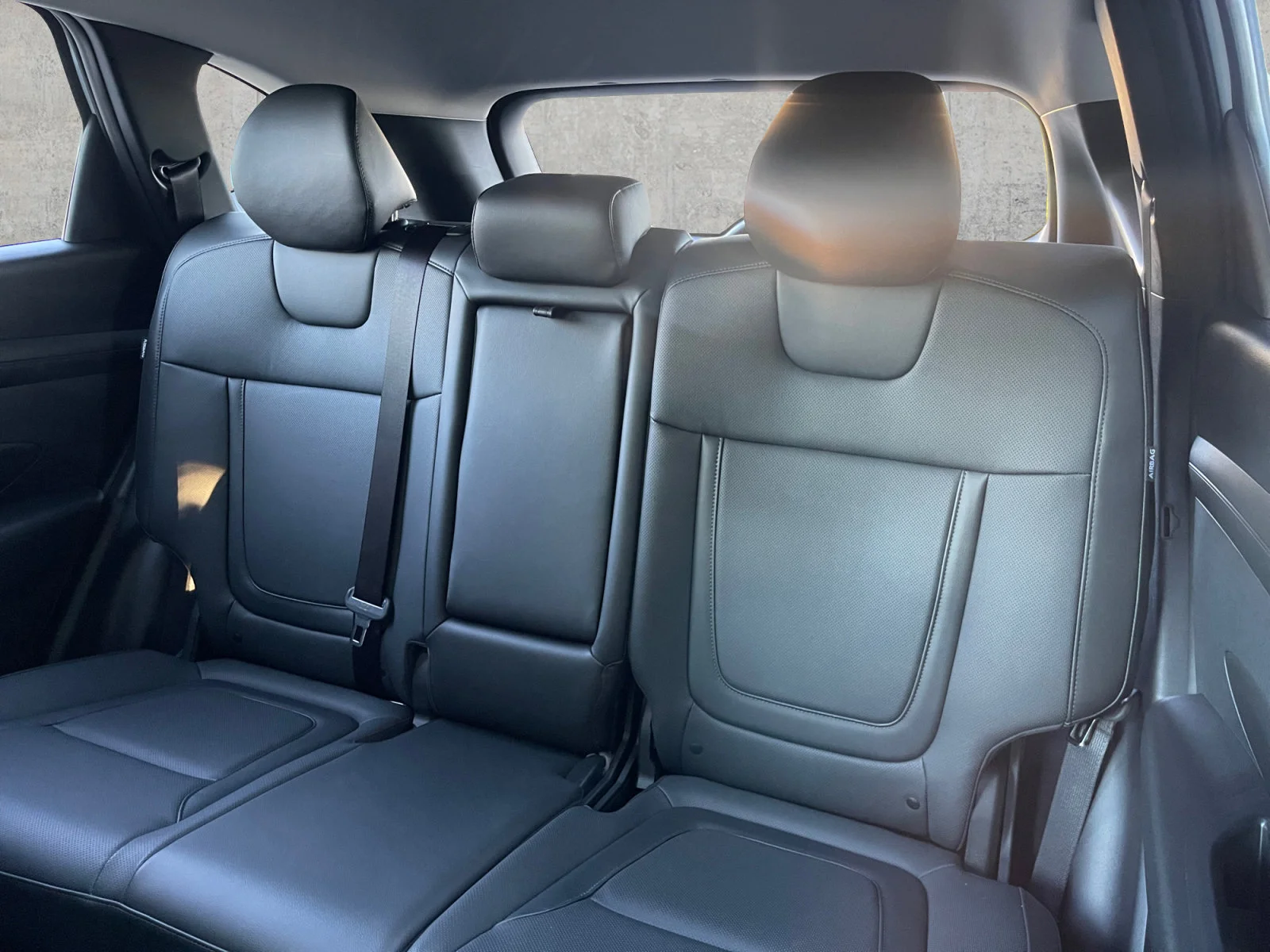 Certified Used 2025 White Hyundai SEL Convenience image 13