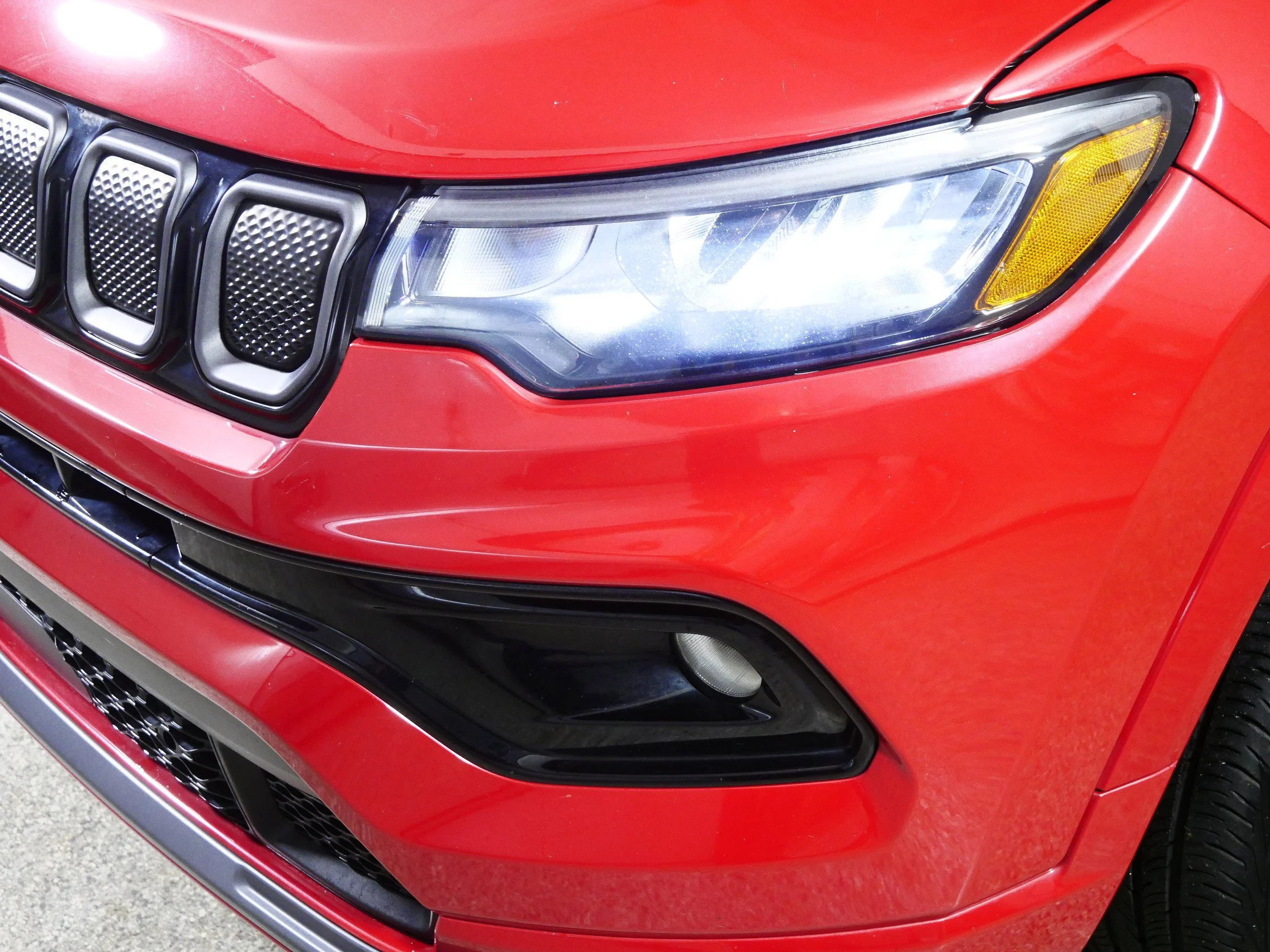 2022 Jeep Compass (RED) Edition - Photo 16