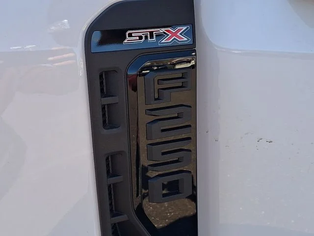 New 2026 Oxford White Ford F-250® XL image 15