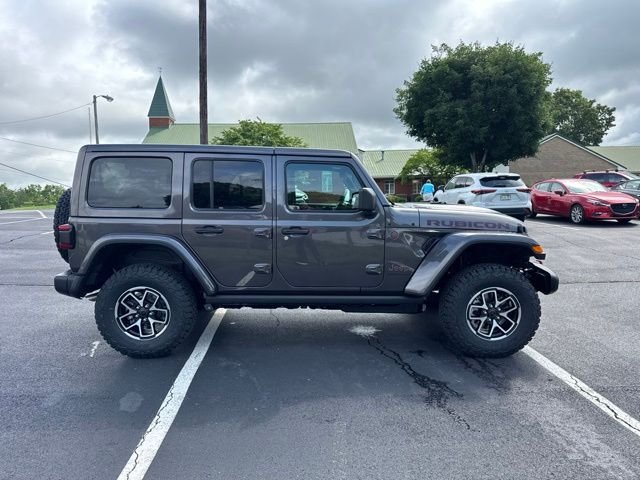New 2026 Granite Crystal Metallic Clear-Coat Exterior Paint Jeep Rubicon image 8