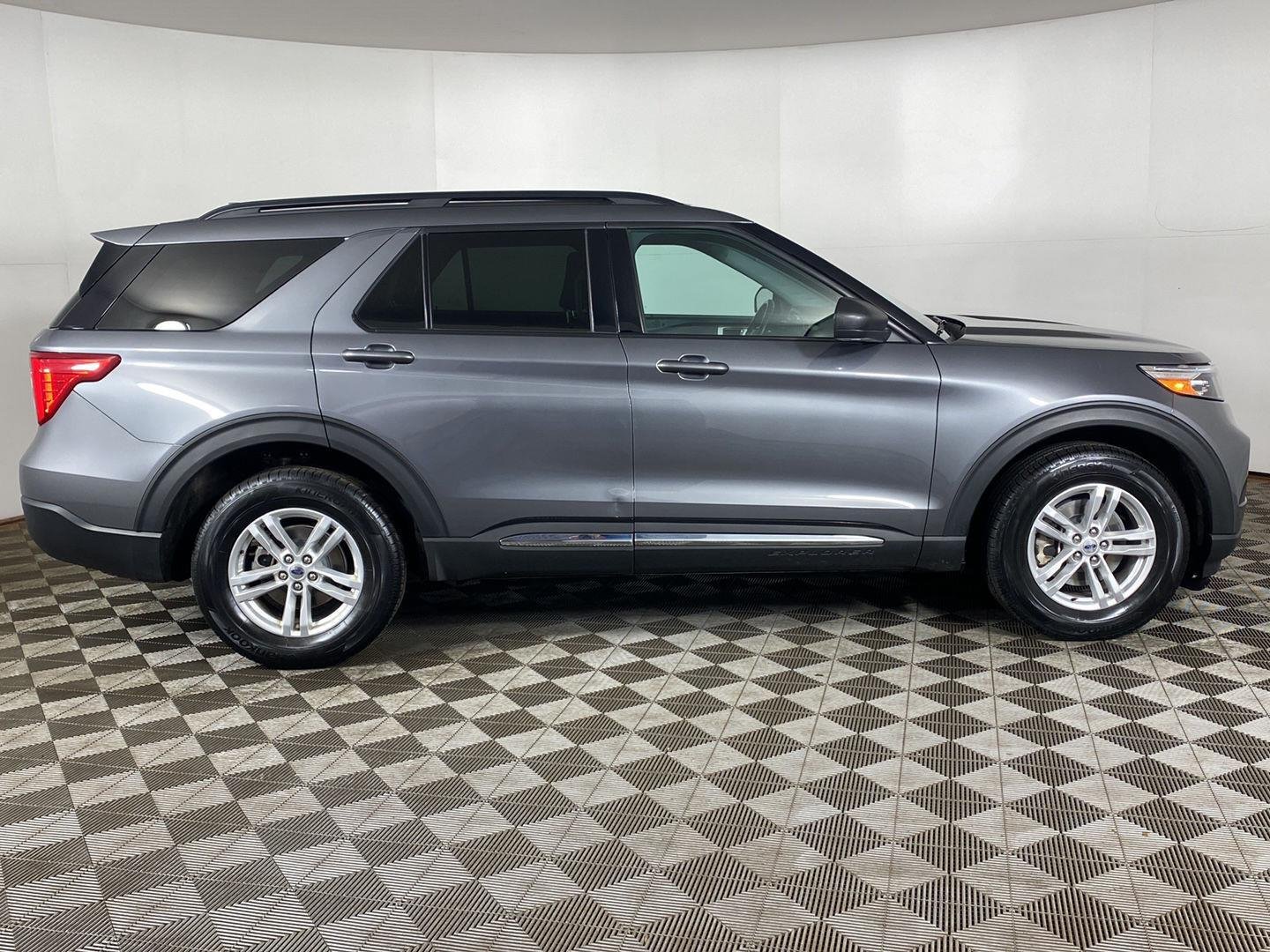 Used 2022 Carbonized Gray Ford XLT image 26