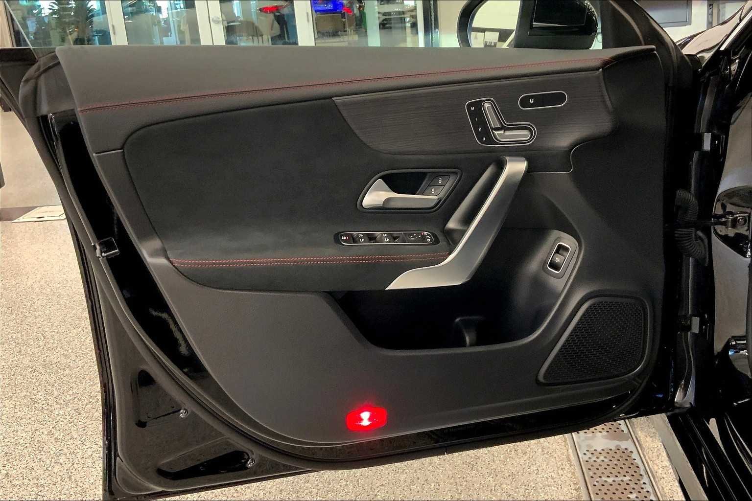 Used 2023 Night Black Mercedes-Benz CLA 250 image 19