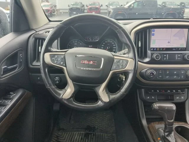 Used 2019 White GMC 4WD Denali image 16