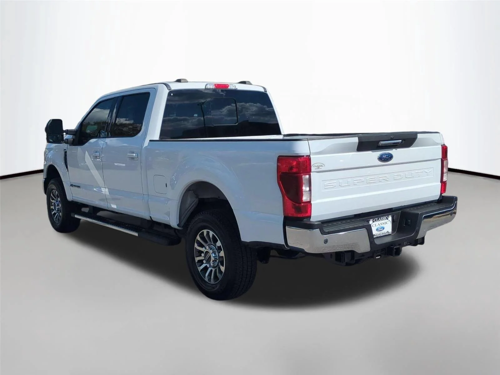 Used 2021 Oxford White Ford Lariat image 3