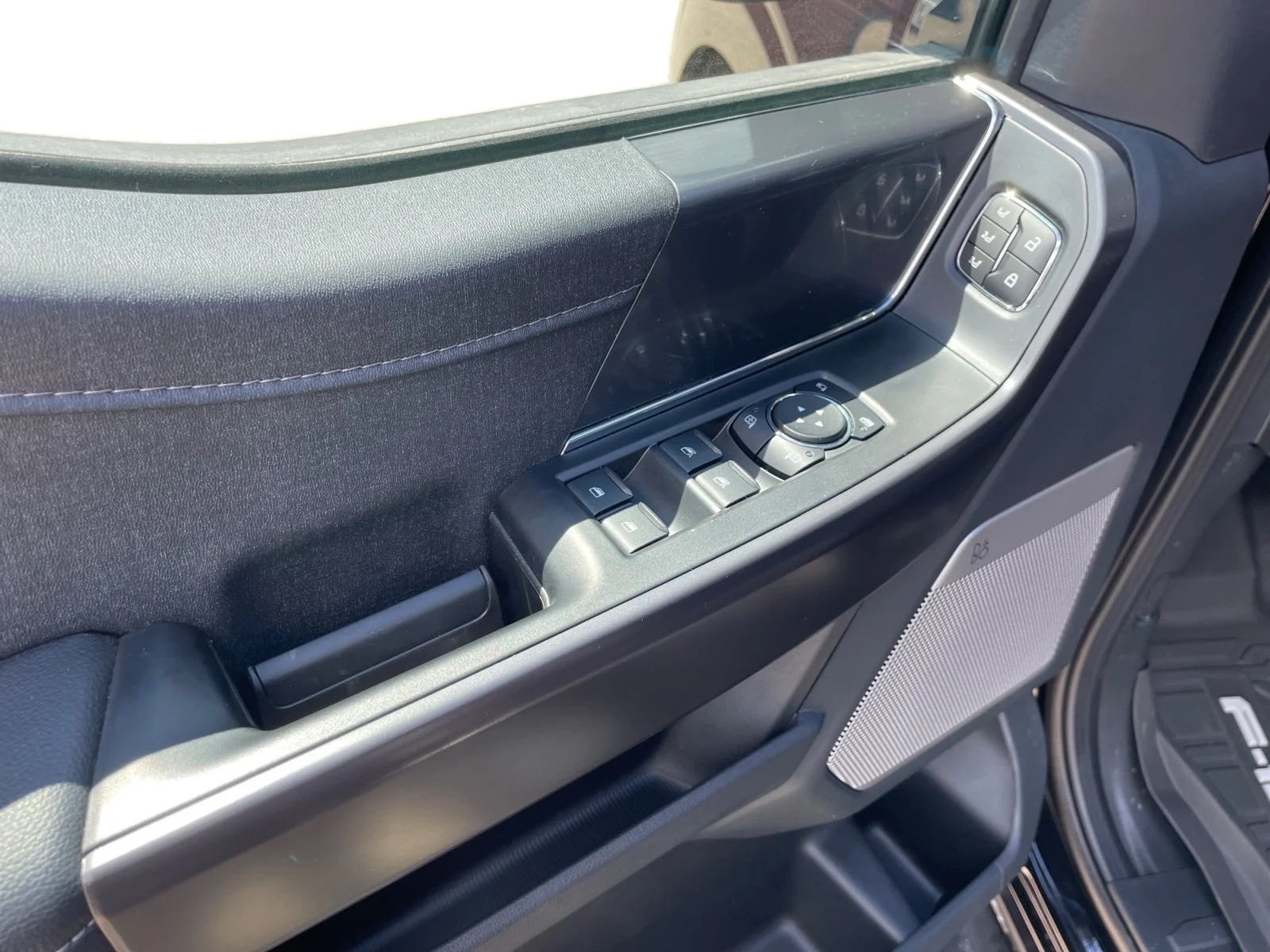 New 2026 Agate Black Metallic Ford Lariat image 14