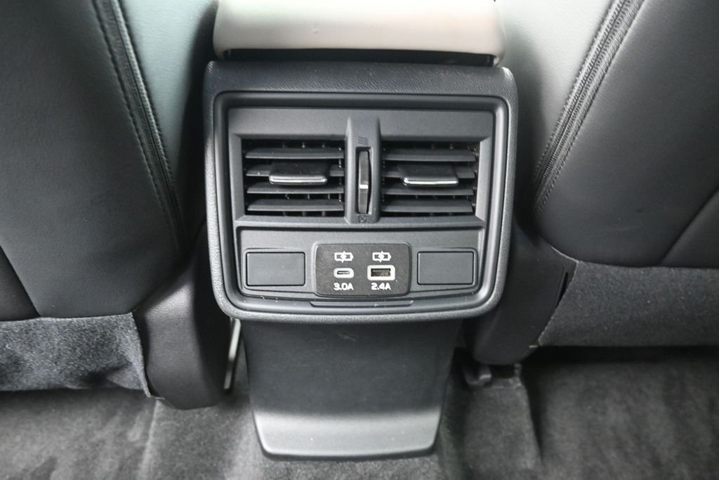 Used 2026 Blue Pearl Subaru Premium image 18