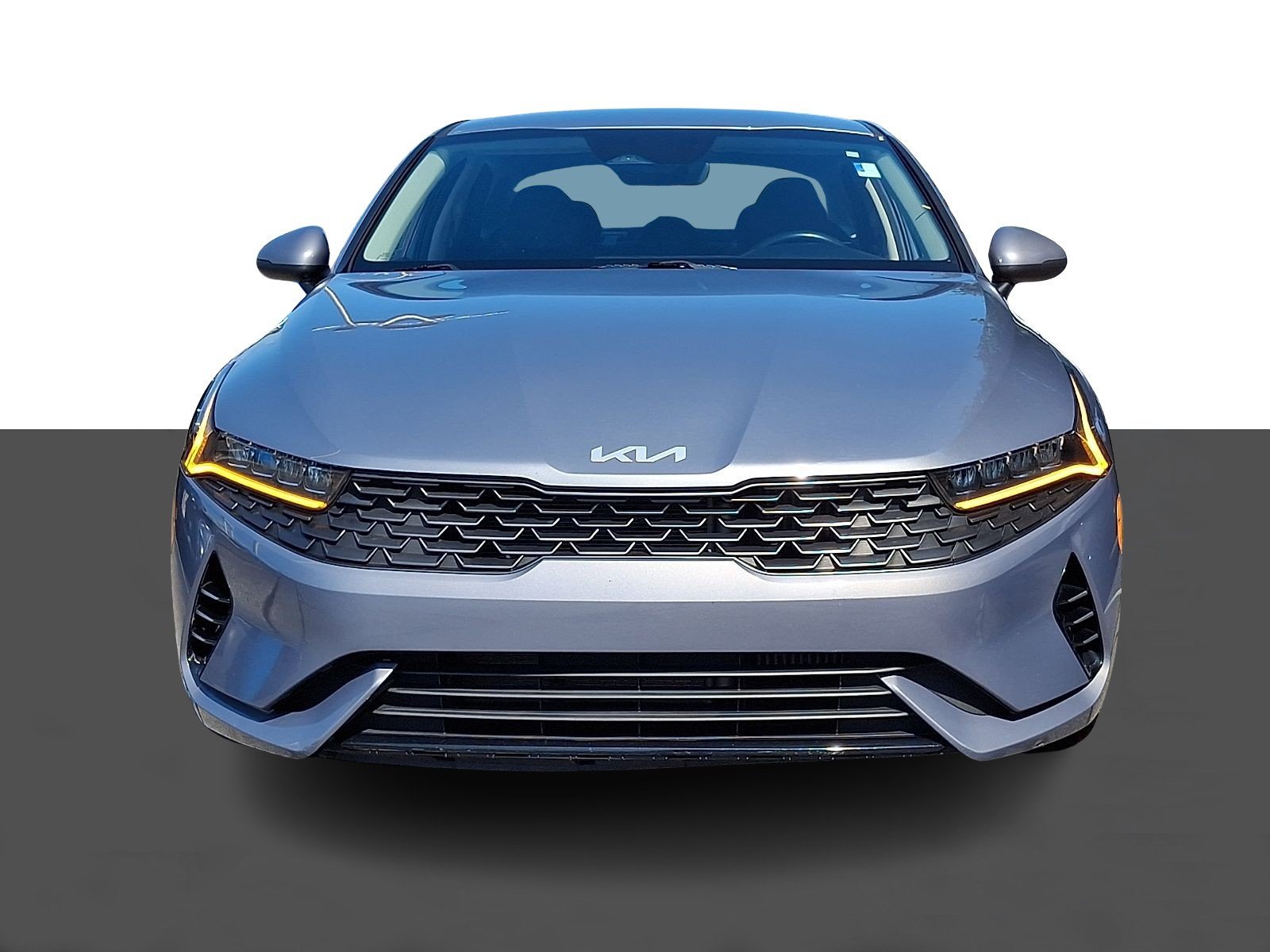 Used 2022 Everlasting Silver Kia LXS image 2