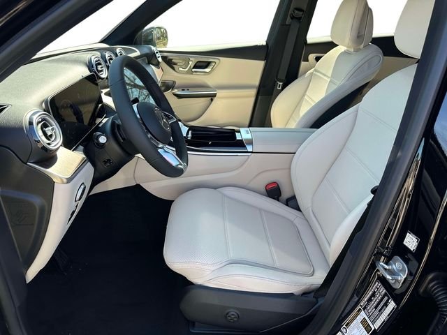 New 2026 Black Mercedes-Benz GLC 300 image 15