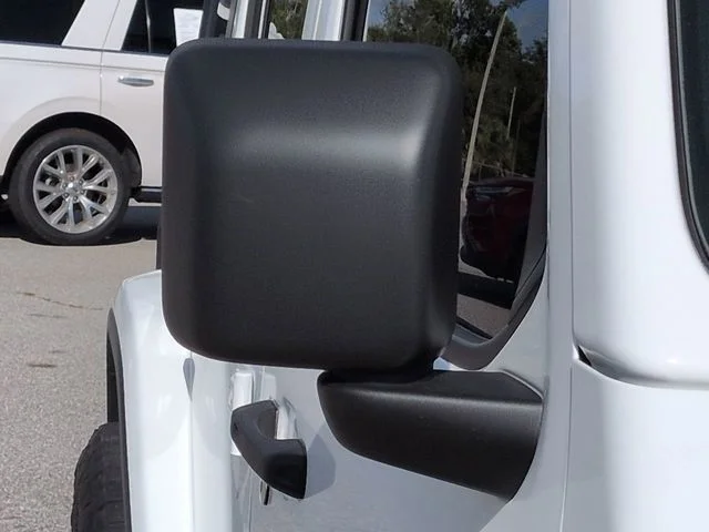 Used 2021 White Jeep Unlimited Sahara image 12
