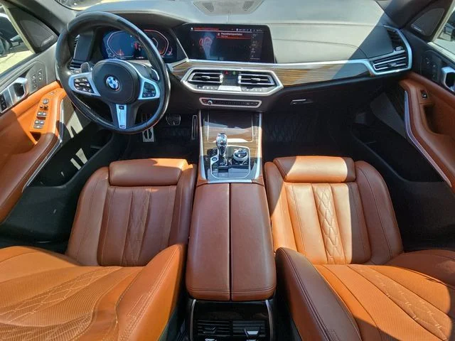 Used 2023 White BMW M50i image 32