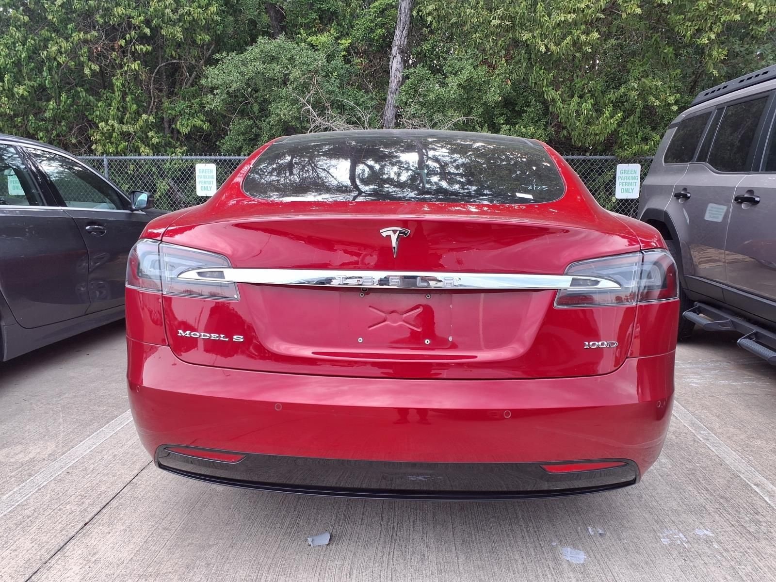 Used 2018 Red Multi-Coat Tesla P100D image 5