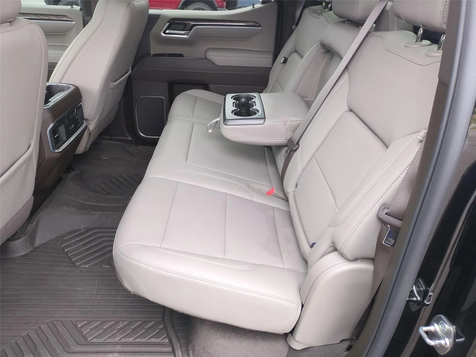 Used 2026 Black Chevrolet LTZ image 34