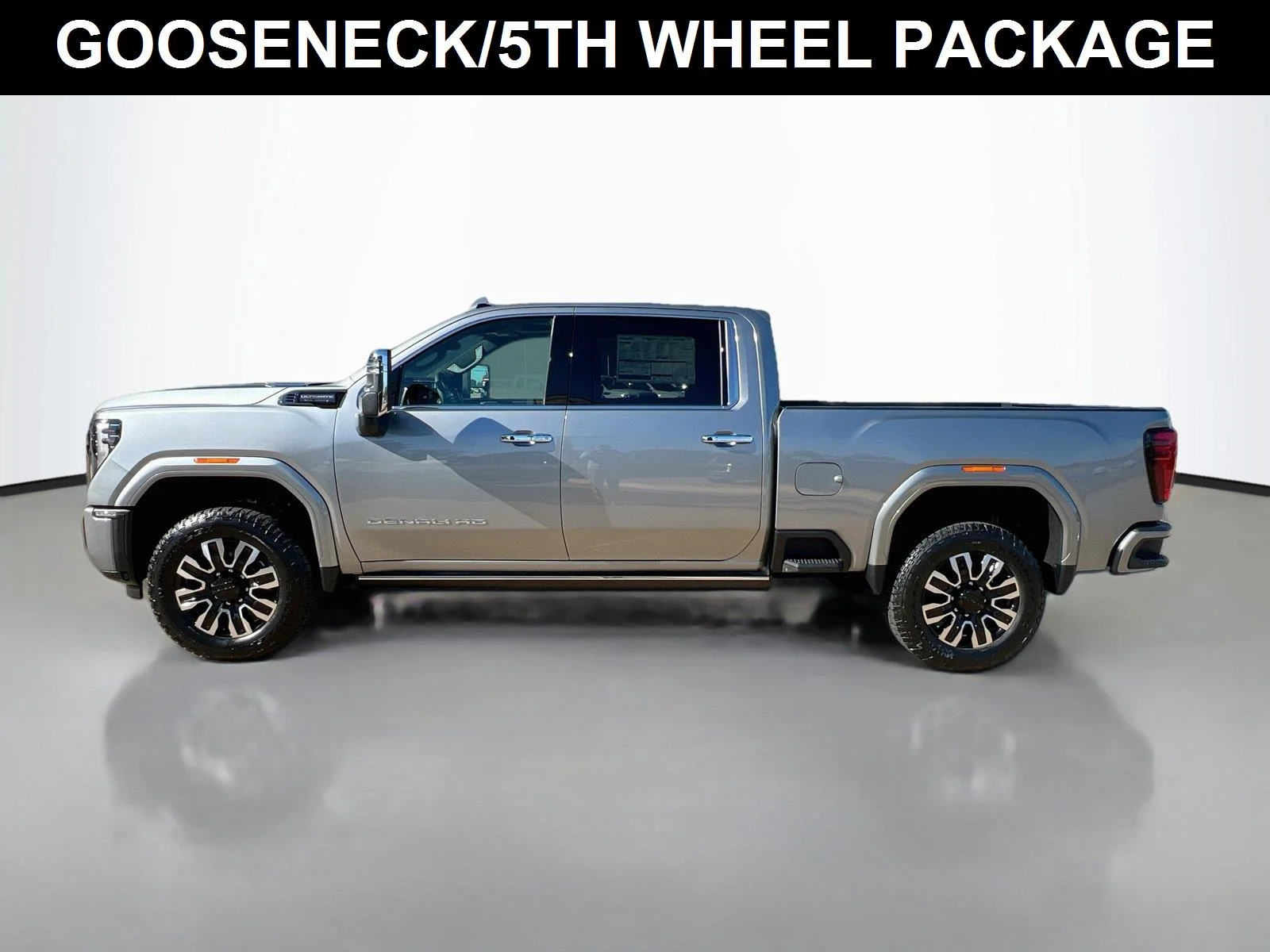 2026 GMC Sierra 3500HD Denali Ultimate - Photo 8