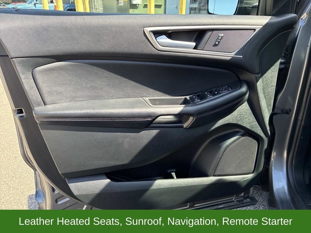 Used 2023 Gray Ford SEL image 21