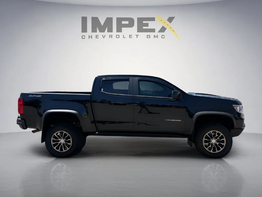 Used 2022 Black Chevrolet ZR2 image 6