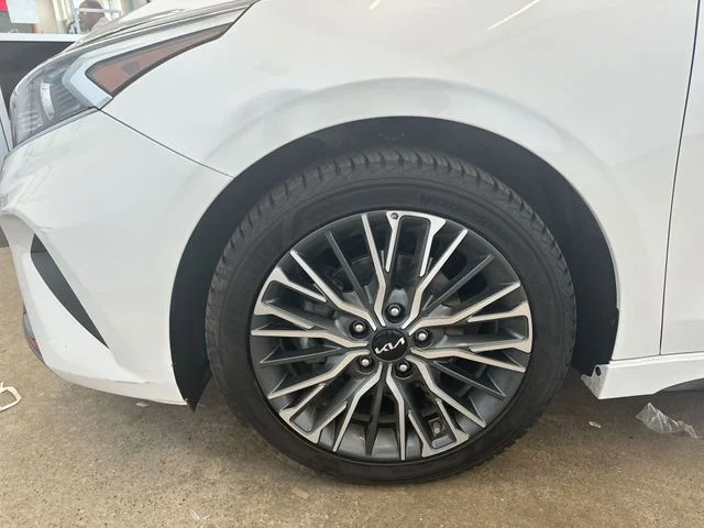 Certified Used 2023 Snow White Pearl Kia GT-Line image 21
