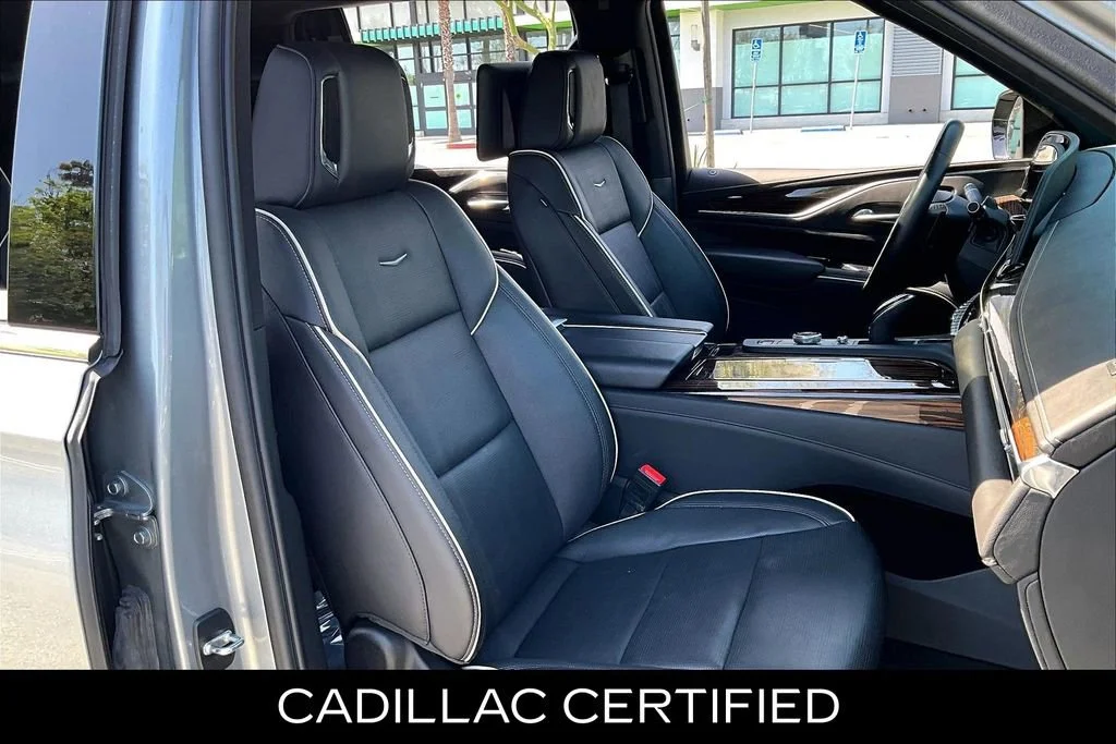 2024 Cadillac Escalade ESV Premium Luxury - Photo 9