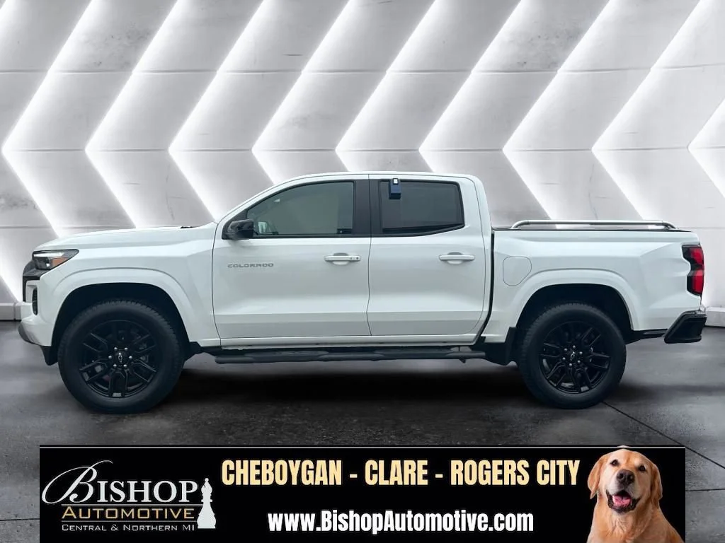 Pre-Owned 2024 Chevrolet Colorado Z71 Crew Cab image 16