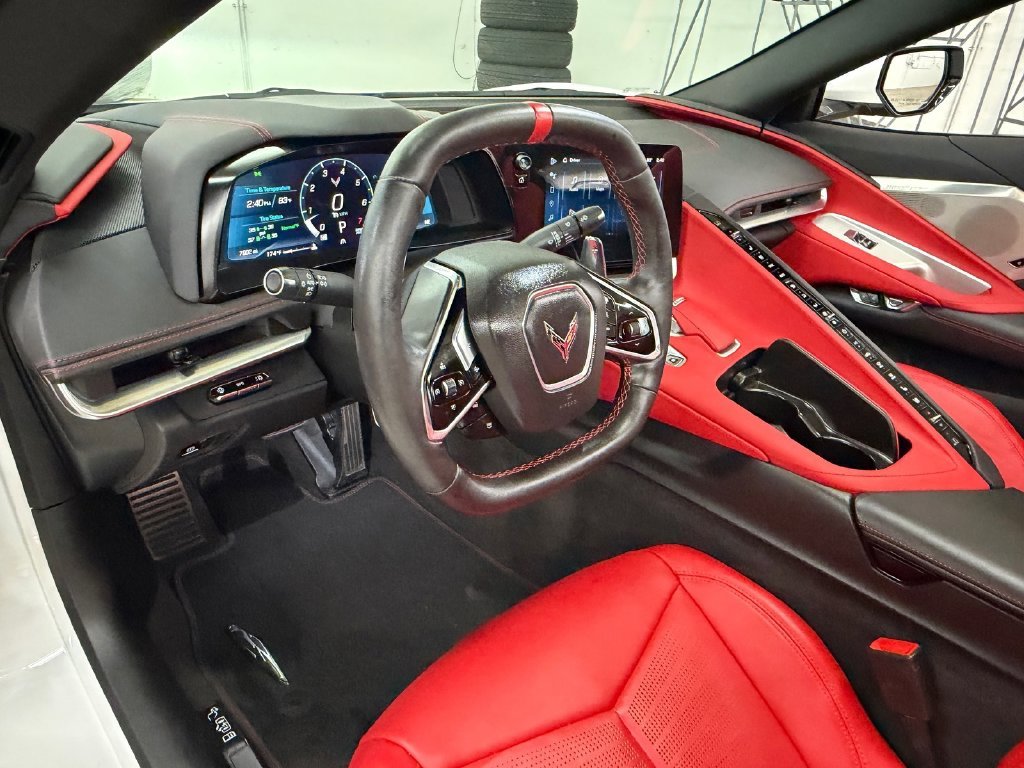 Used 2024 White Chevrolet Stingray image 10