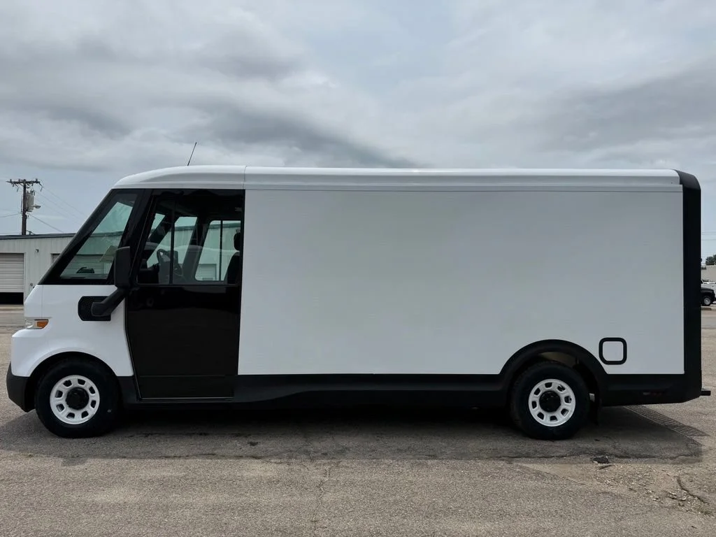 Used 2024 Chevrolet BrightDrop Zevo 600 with VIN 2G58J3TY7R9102330 for sale in Reidsville, NC