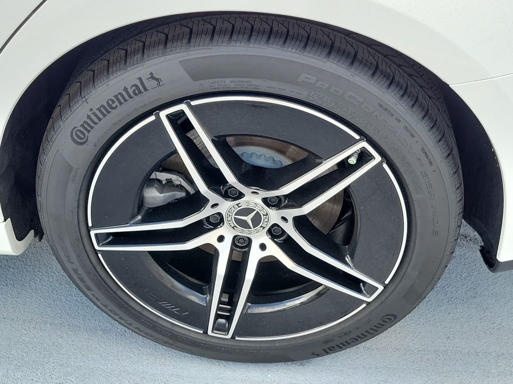 New 2026 Polar White Mercedes-Benz E 350 image 7