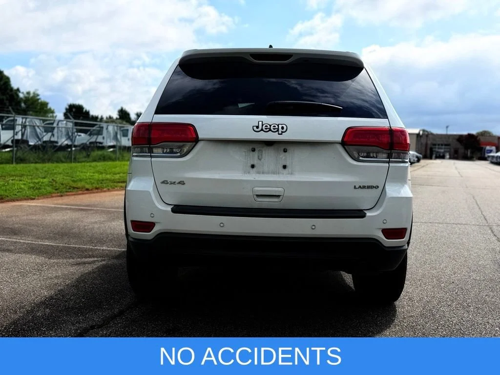 Used 2019 White Jeep Laredo E 4x4 image 5