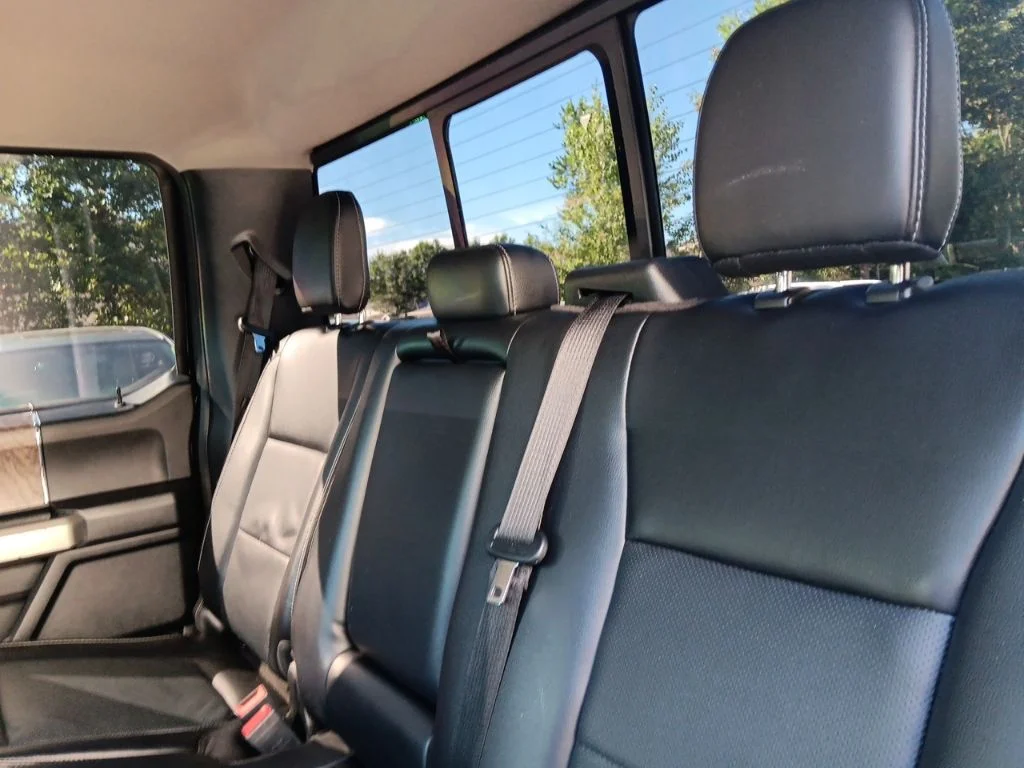 Used 2019 Black Metallic Ford Lariat image 32
