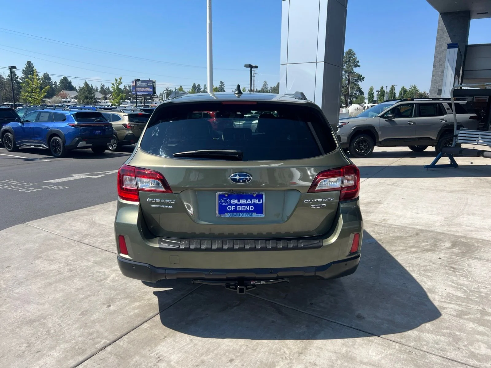 Used 2017 Green Metallic Subaru 3.6R image 6
