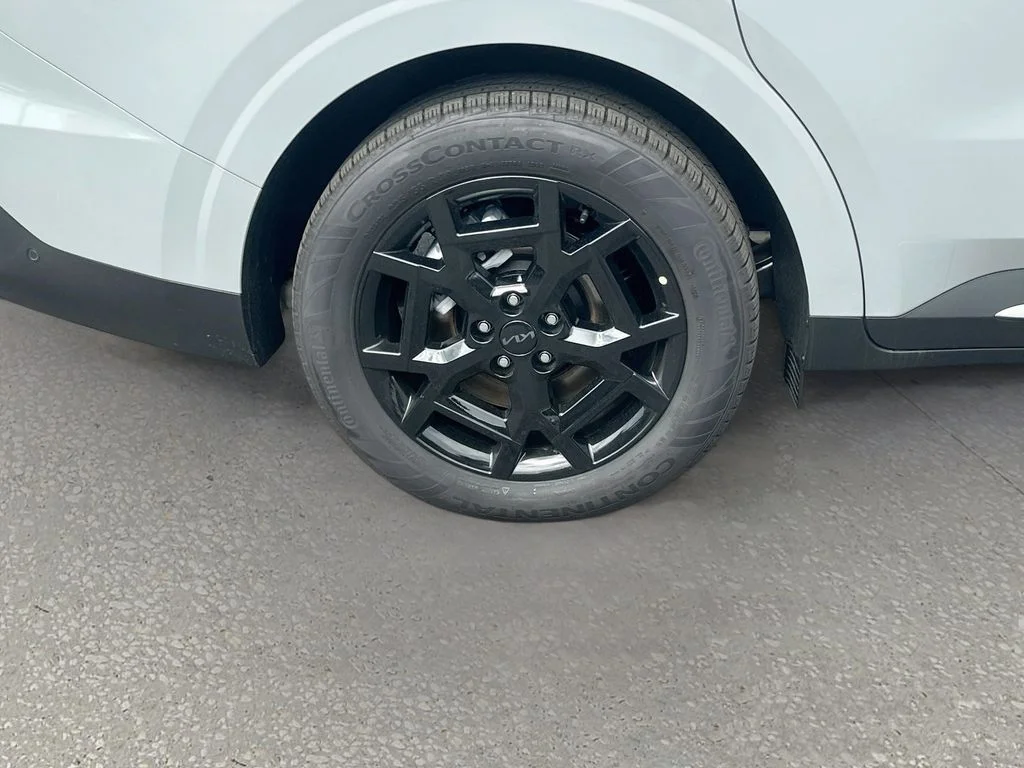New 2026 Ceramic Silver Kia SX Prestige image 33