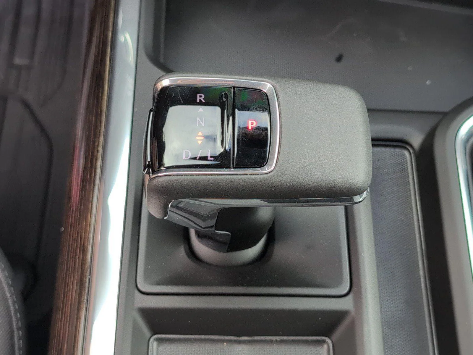 New 2026 Onyx Black GMC Elevation image 24