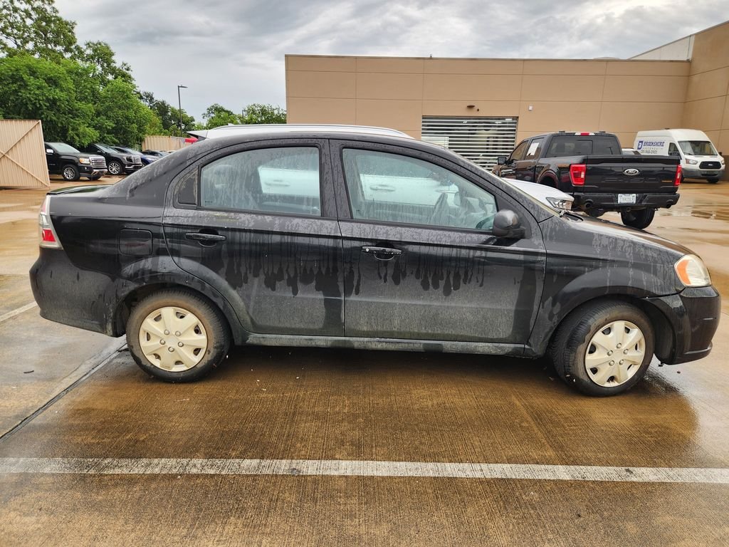 Used 2010 Black Granite Metallic Chevrolet LT w/1LT image 6