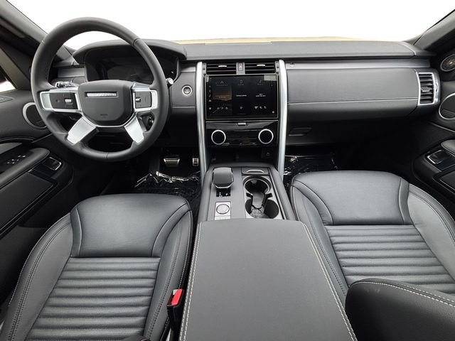 Used 2025 Blue Land Rover Dynamic SE image 12