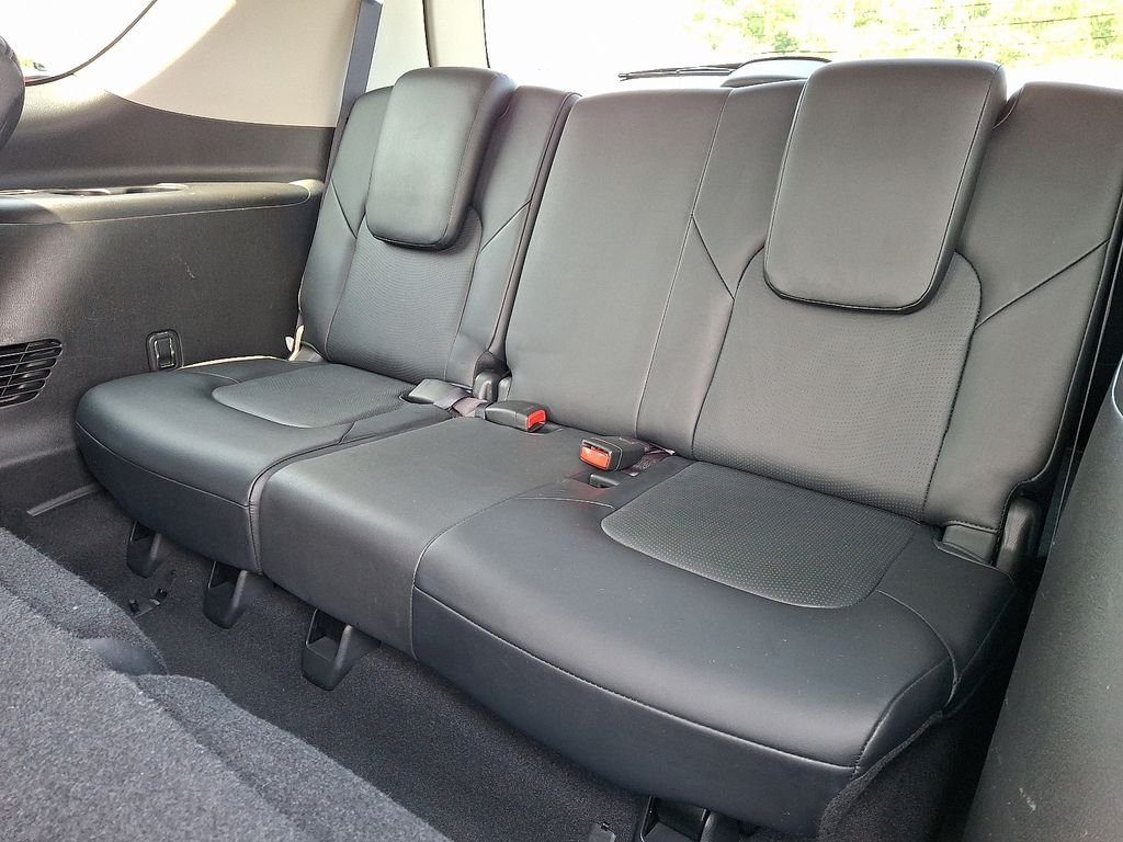 Used 2015 Blue INFINITI Base image 12