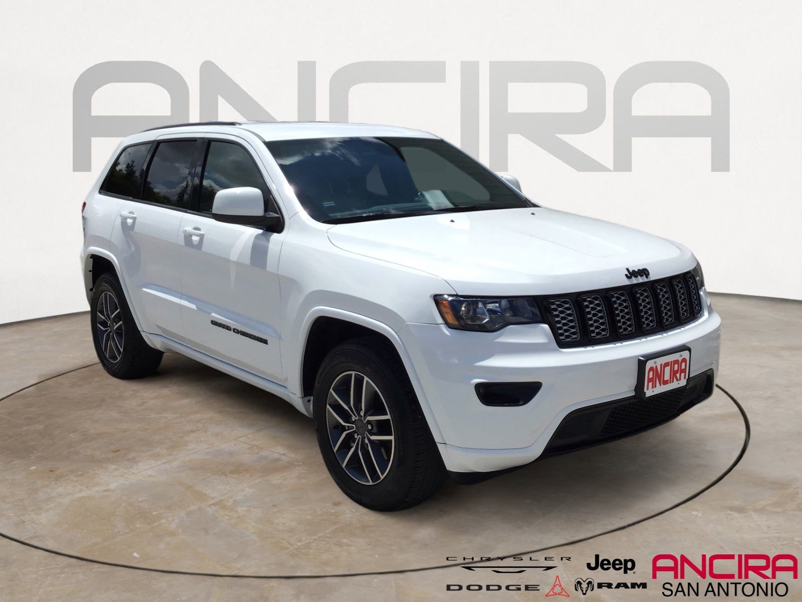 2020 Jeep Grand Cherokee Altitude's photo
