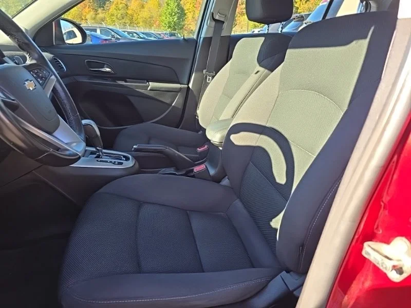 Used 2014 Red Chevrolet 1LT image 11
