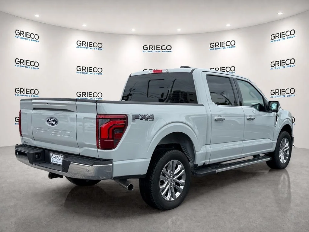 Used 2024 White Ford Lariat image 7