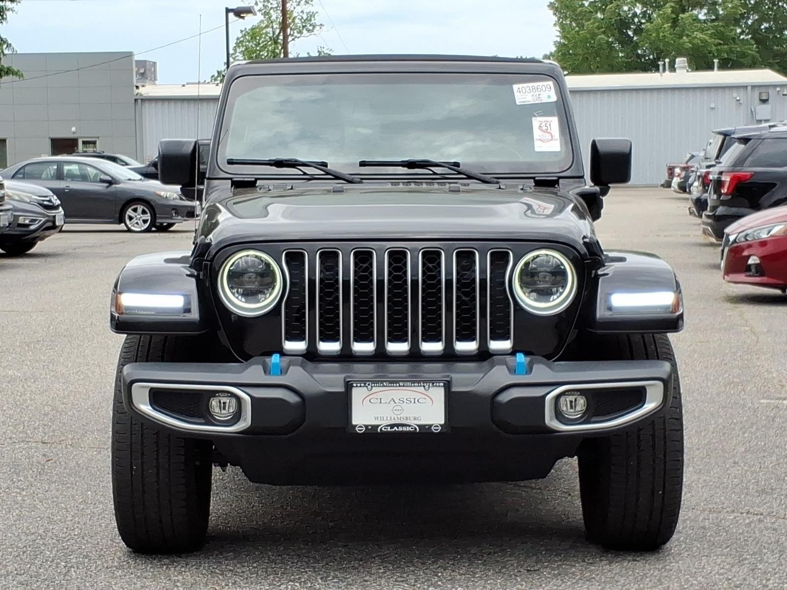 Used 2023 Black Clearcoat Jeep Sahara image 2