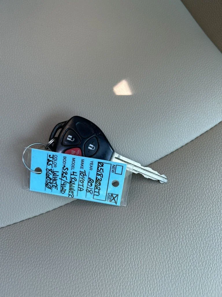 Used 2018 White Toyota SR5 Premium image 32
