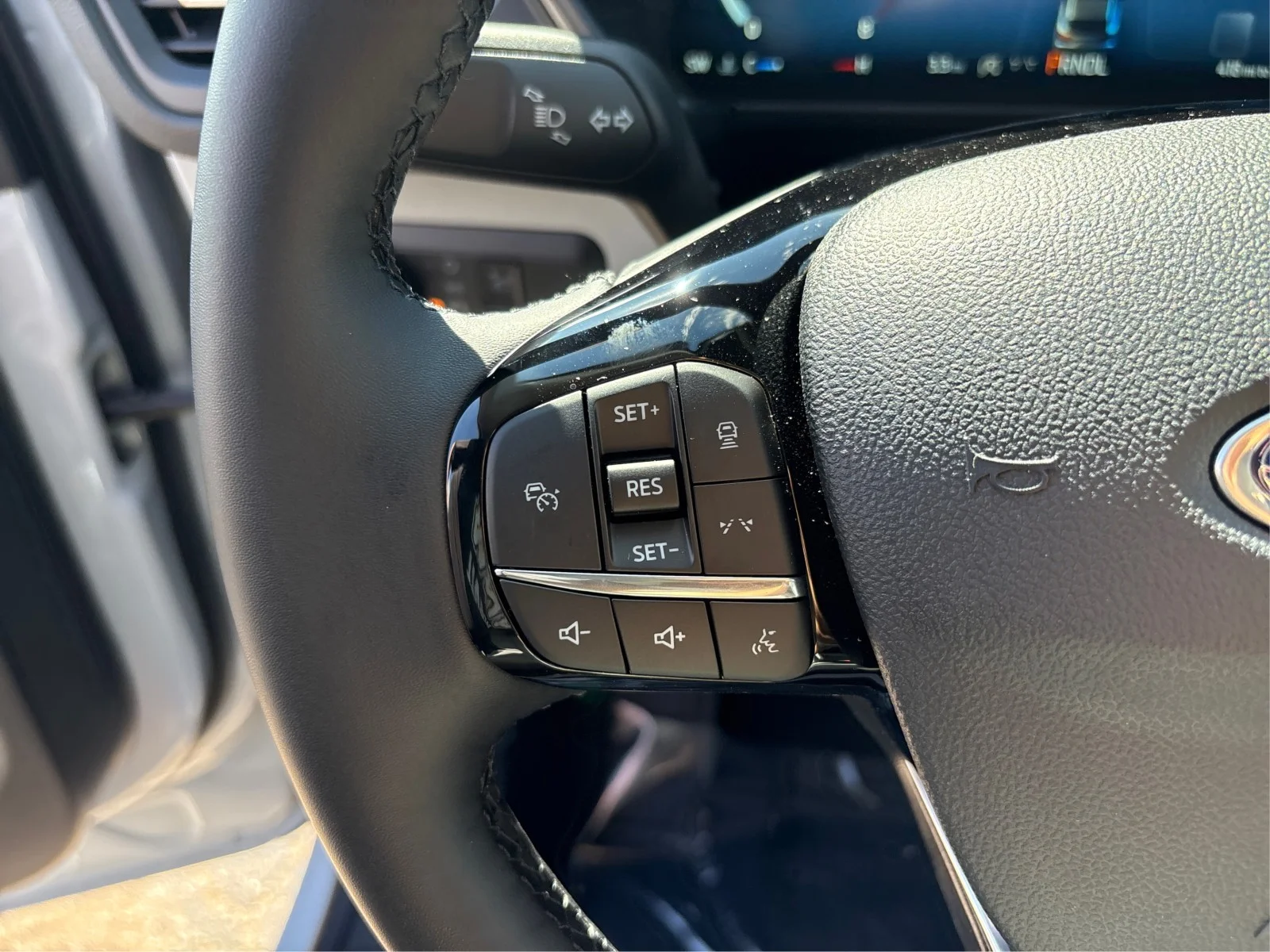 New 2026 Space Silver Metallic Ford Active® image 22