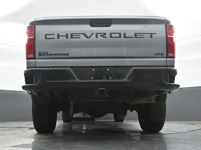 Used 2025 Gray Chevrolet LTZ image 18