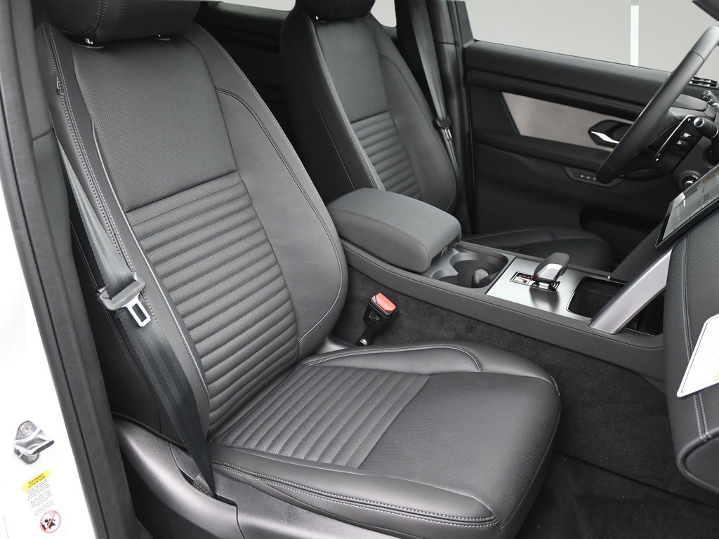 Certified Used 2025 White Land Rover SE image 10