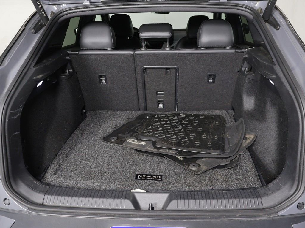 Used 2023 Gray Volkswagen Pro S image 17