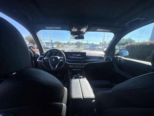 Used 2026 Gray BMW sDrive40i image 18
